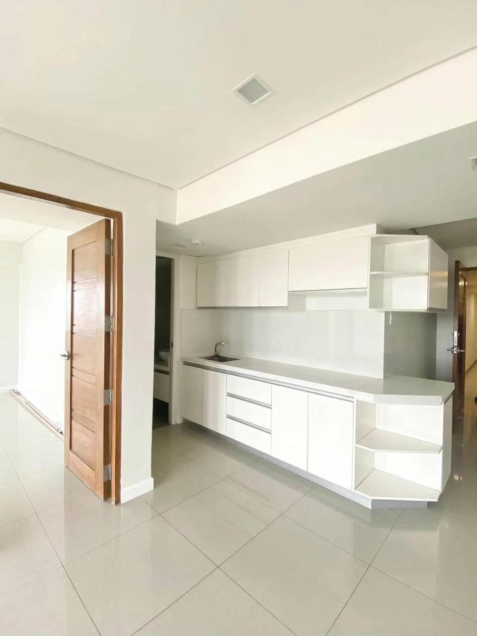 Sapphire Seaview Park Manila Exterior foto