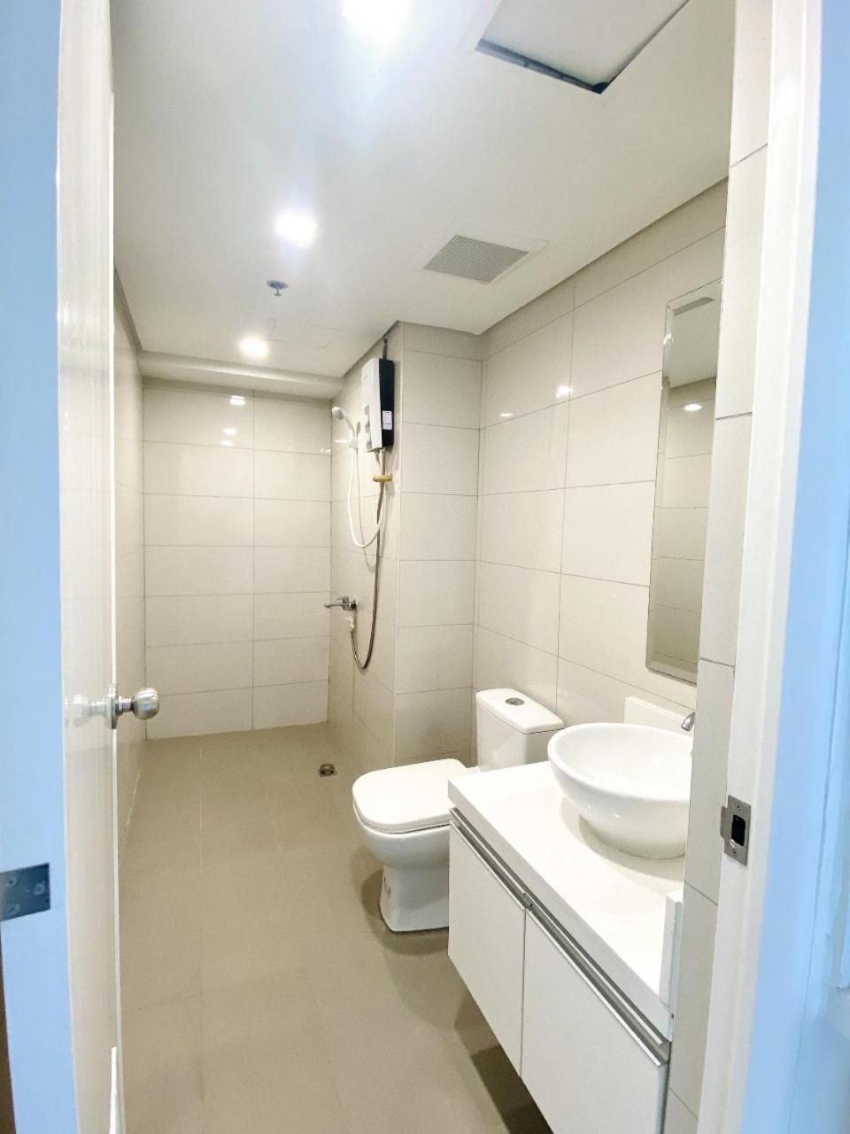 Sapphire Seaview Park Manila Exterior foto